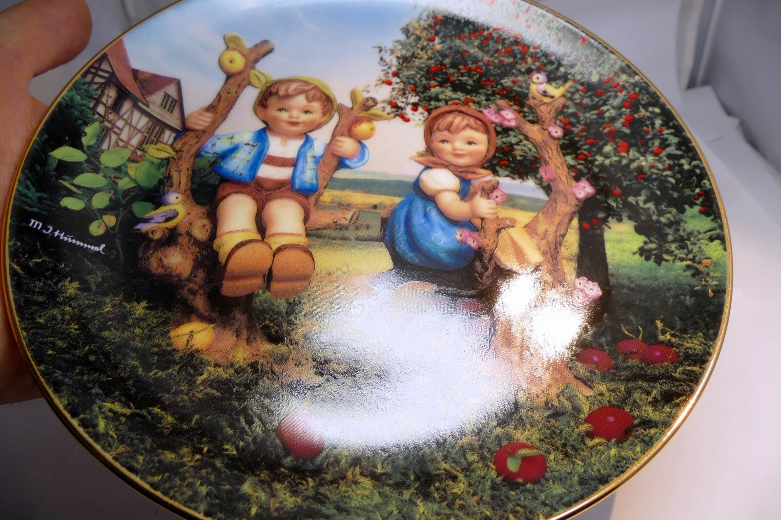 M. I. Hummel Plate Collection Apple Tree Boy and Girl 8" Little Companions 1989