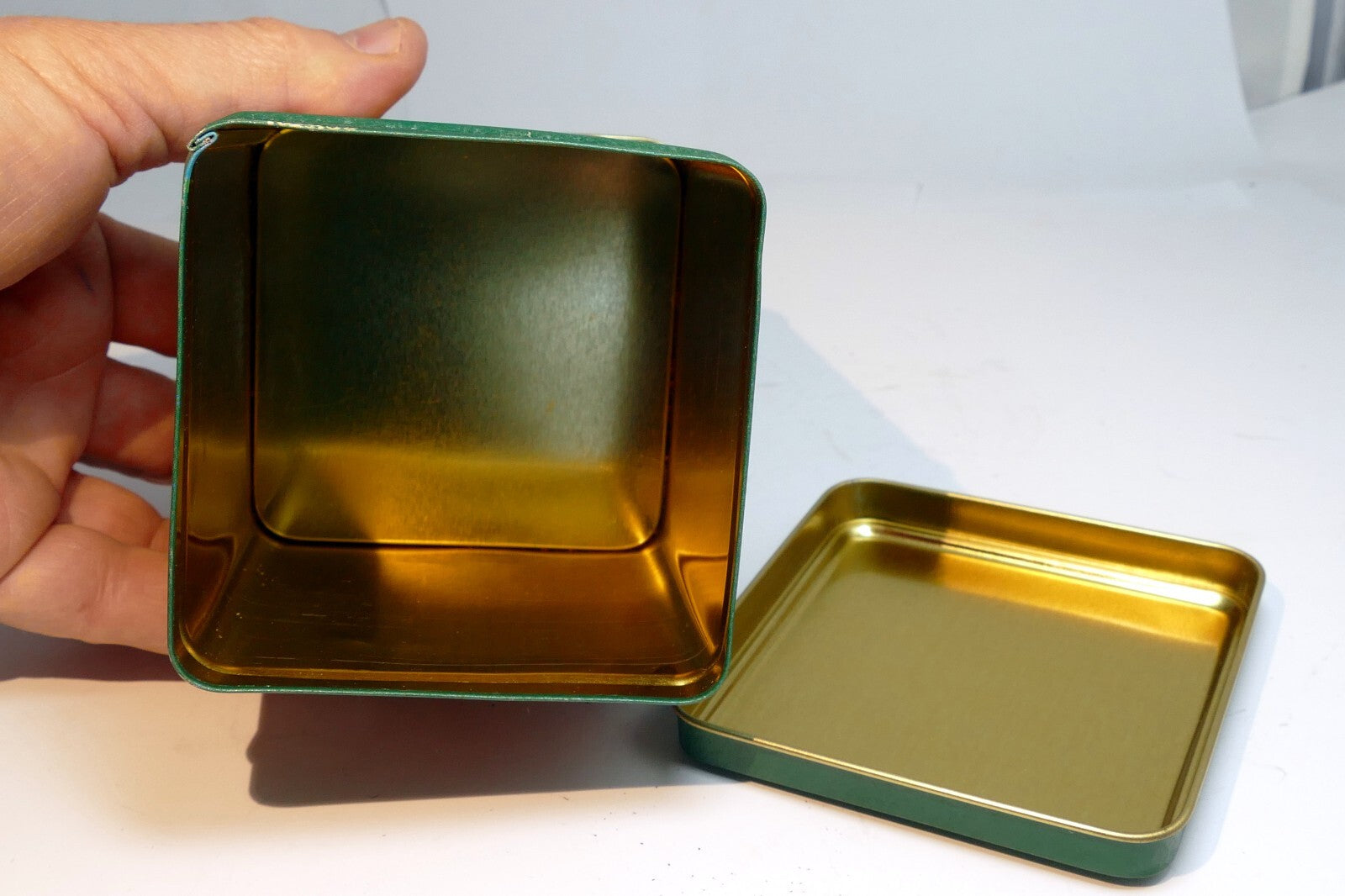 Dickinson's Double Distilled Witch Hazel Collectible Tin rectangle 4"