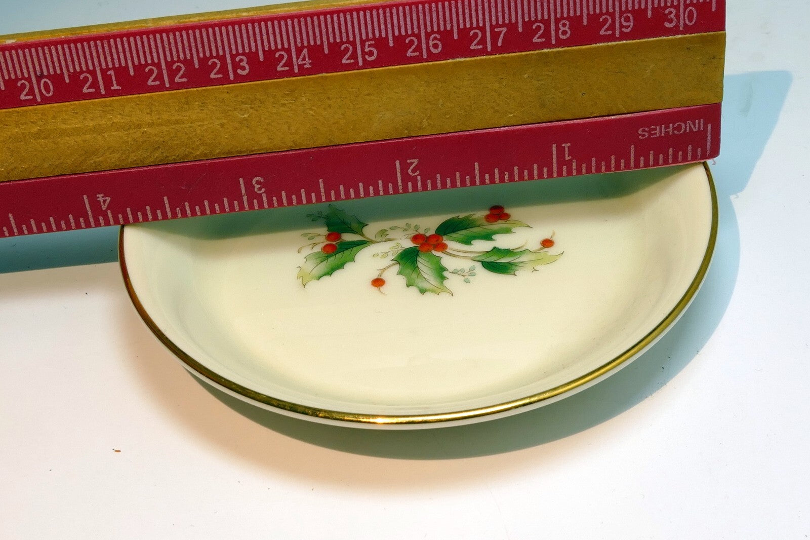 Royal Gallery Fine China  Japan 4" Plate Holly 6283 porcelain coaster