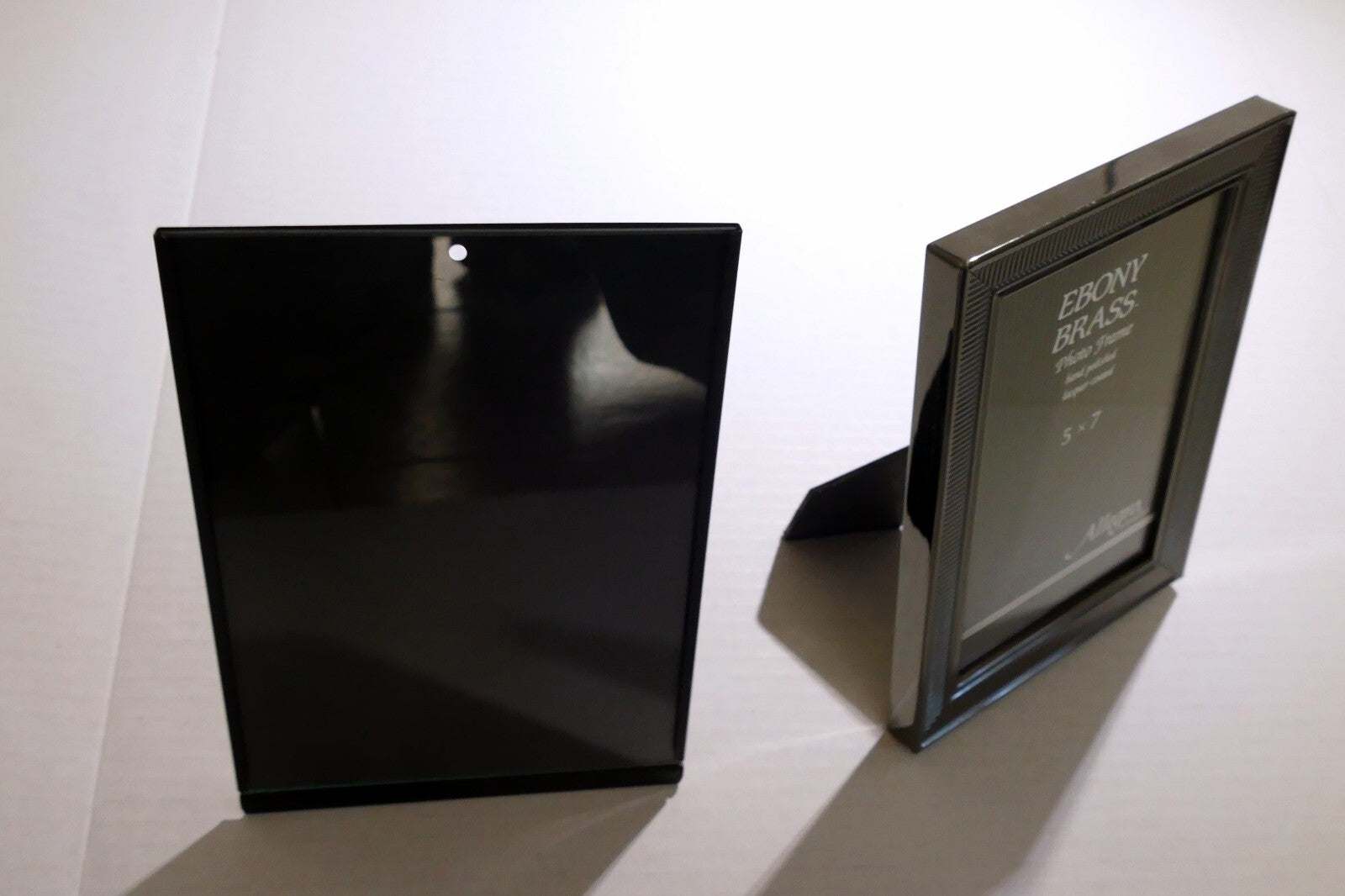 Pack of 2 Metal Black Picture Portrait Frame 5X7" Art Photo lot with glass