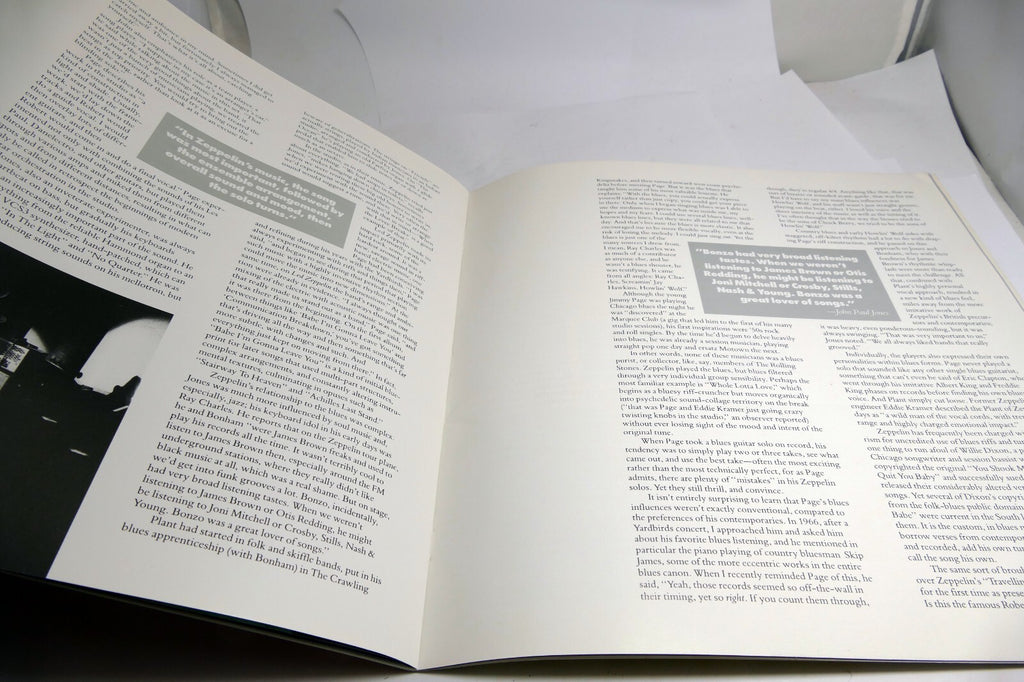 Led Zeppelin  booklet  Inlay from LP 1990 82144  36 pages with fold out poster