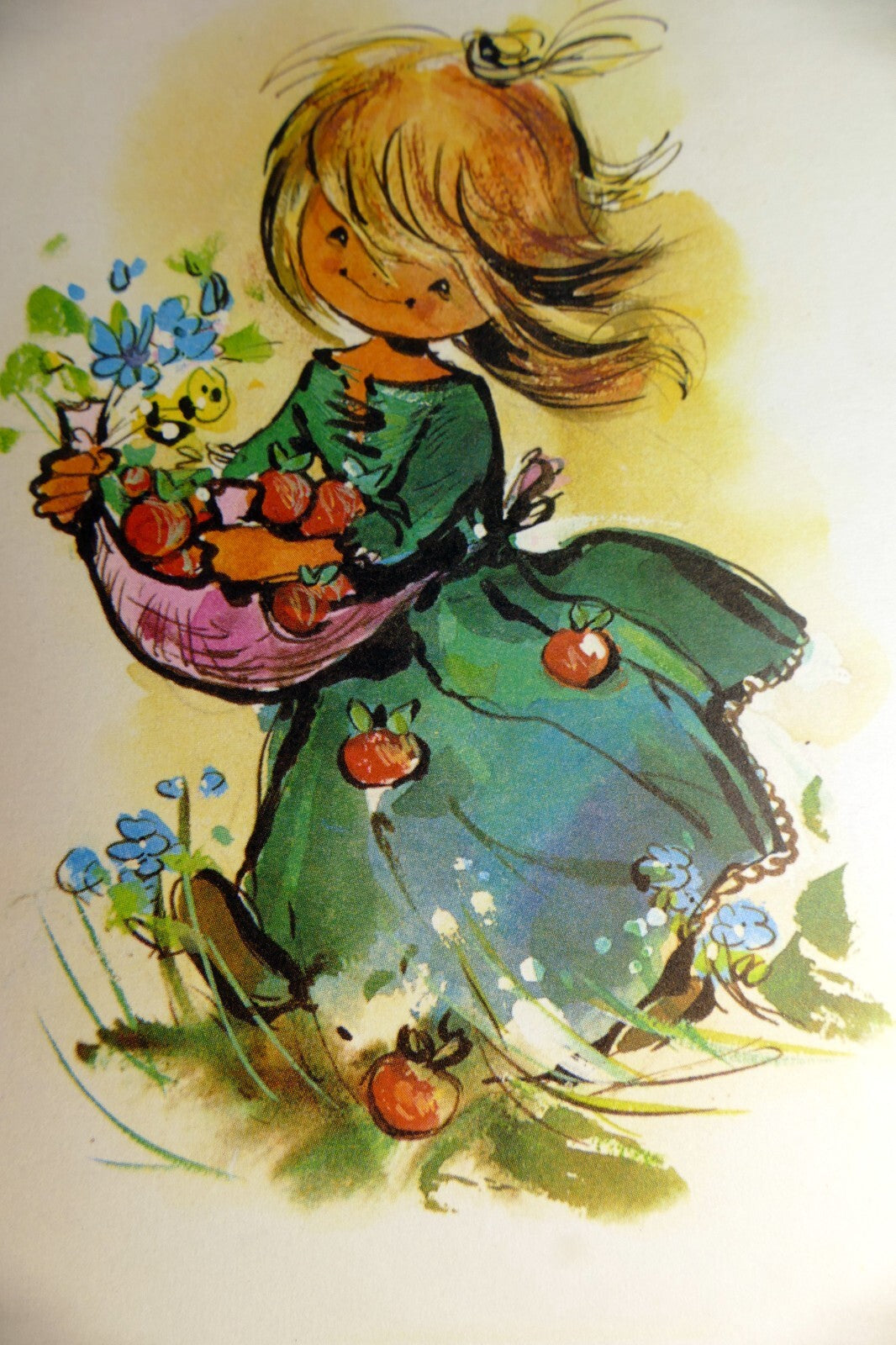 Adolf korsch verlag postcard munchen girl with flowers berries   unposted art