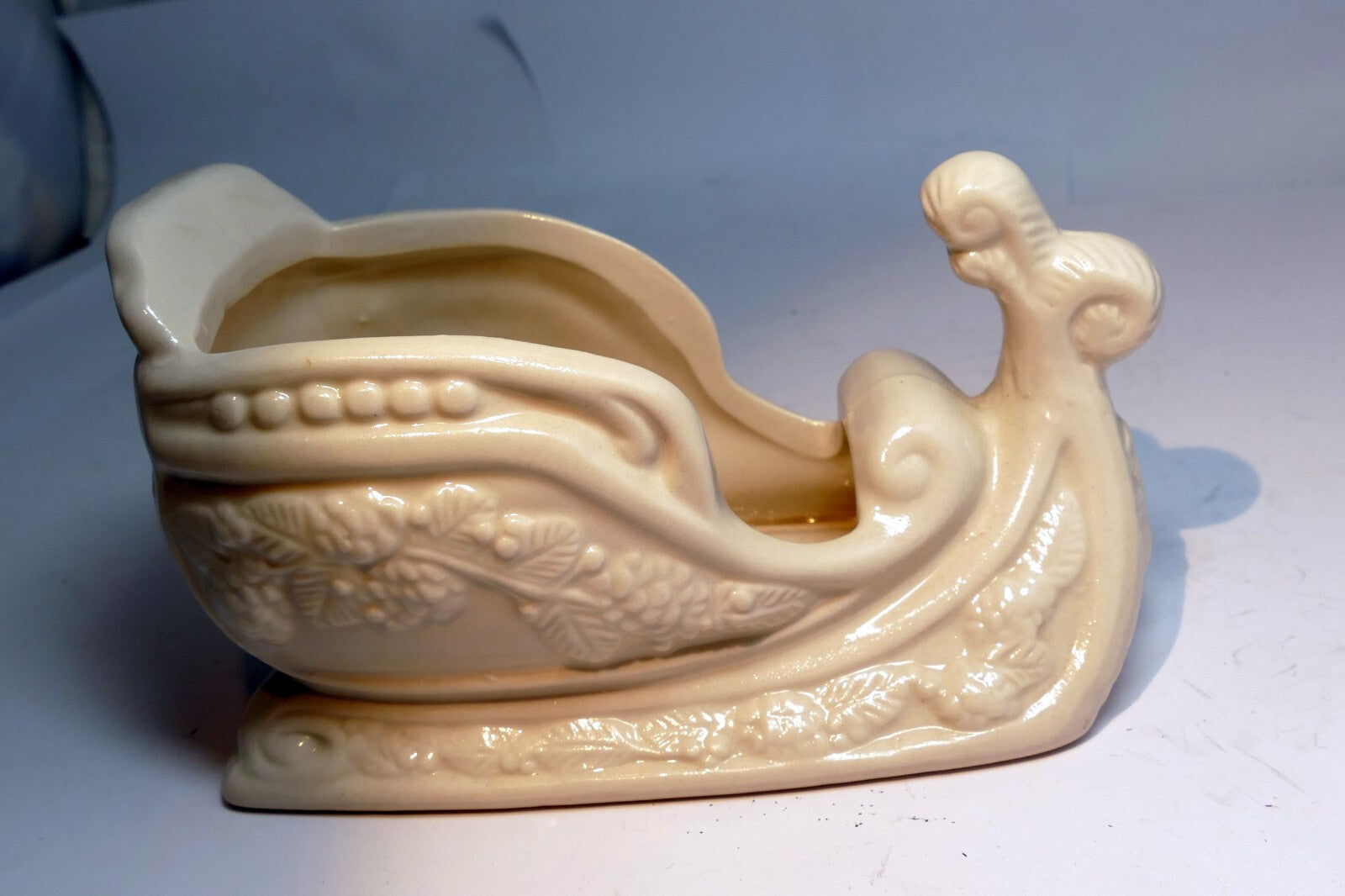 Vintage Porcelain Santa Claus Christmas Sleigh 6
