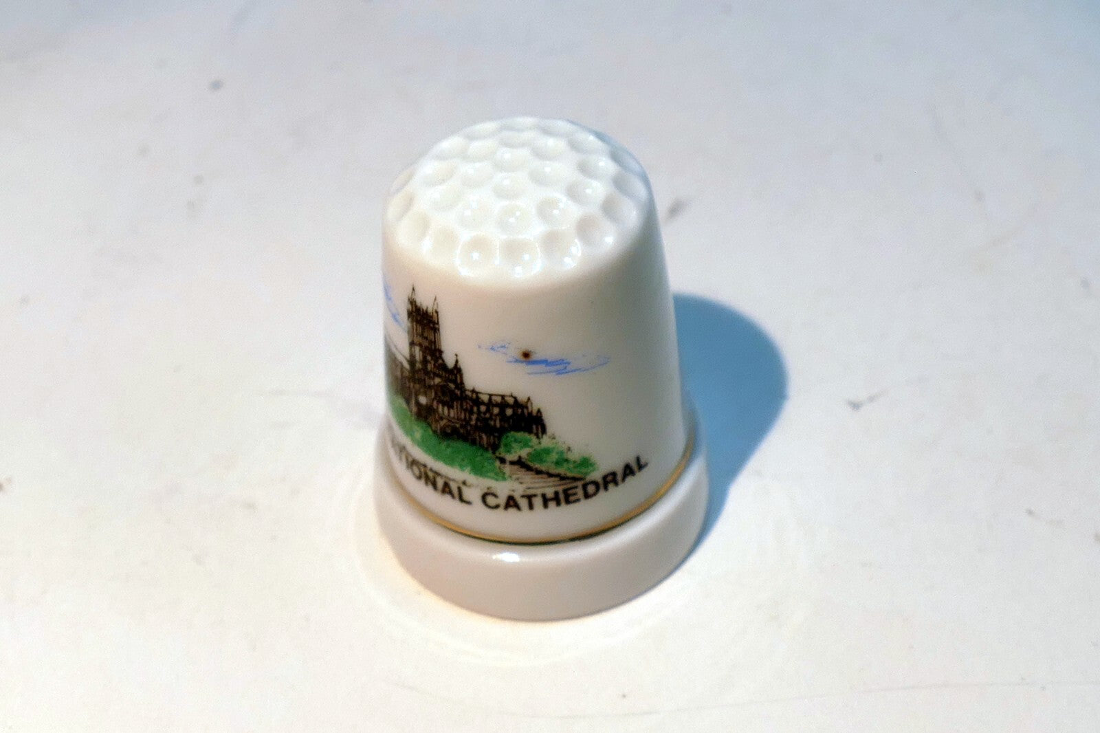 Porcelain Thimble Souvenir Washington National Cathedral USA