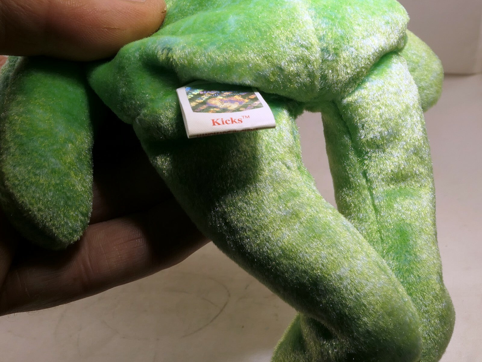TY Beanie Baby Kicks The Bear  Plush Toy  1999 MWMT