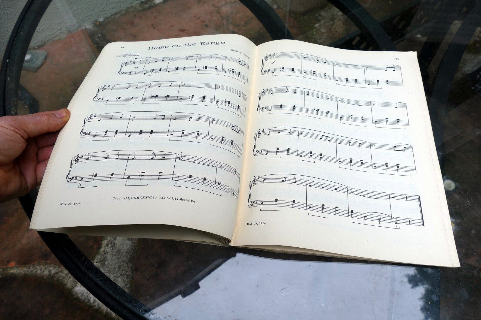 53 Whole world Loves Piano Solos Sheet music Willis Weber 5624 DIXIE LAND 1936