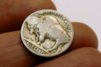 Buffalo Nickel....Five Cents......Indian Head  One Coin  - poor condition