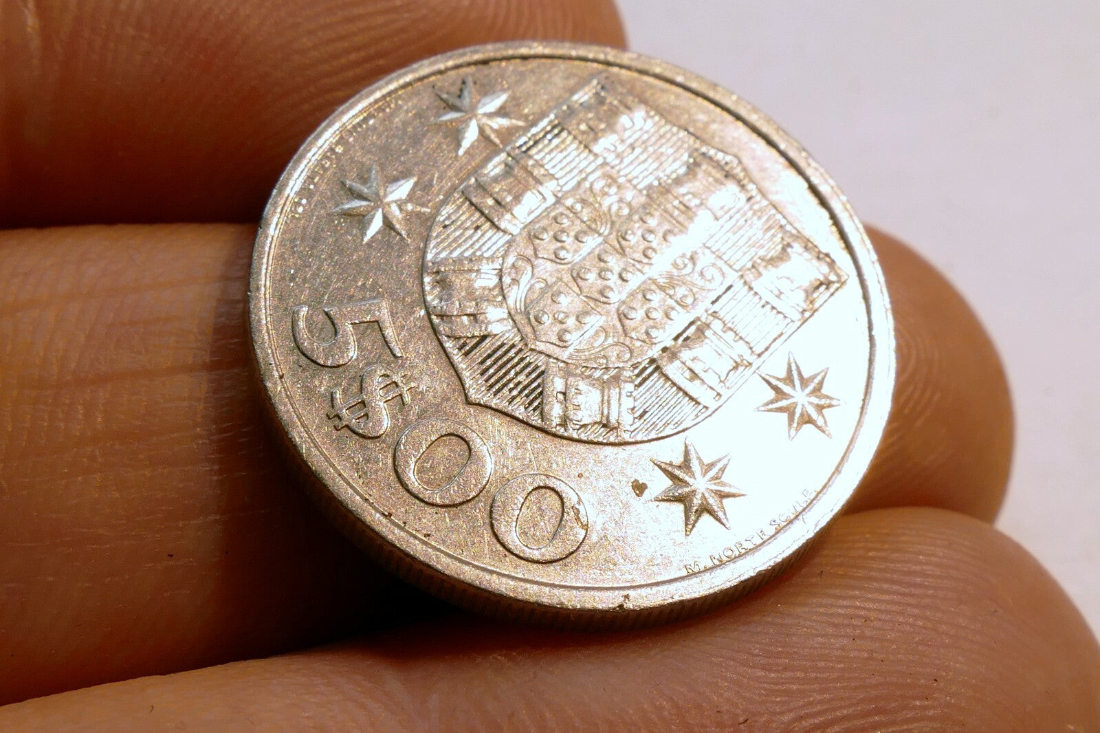 Republica Portuguesa $5  Portugal 5 Escudos - 5$00 Coin 1985