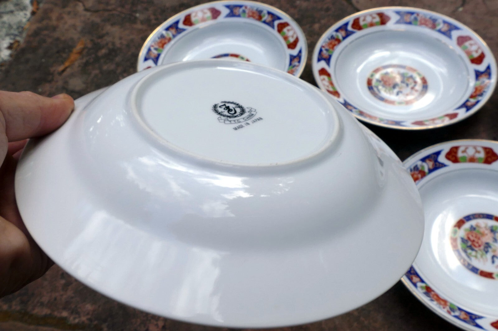 5 TTC China 8" Round SOUP Plate Gold trim TTN1 Red-Blue Floral made in Japan