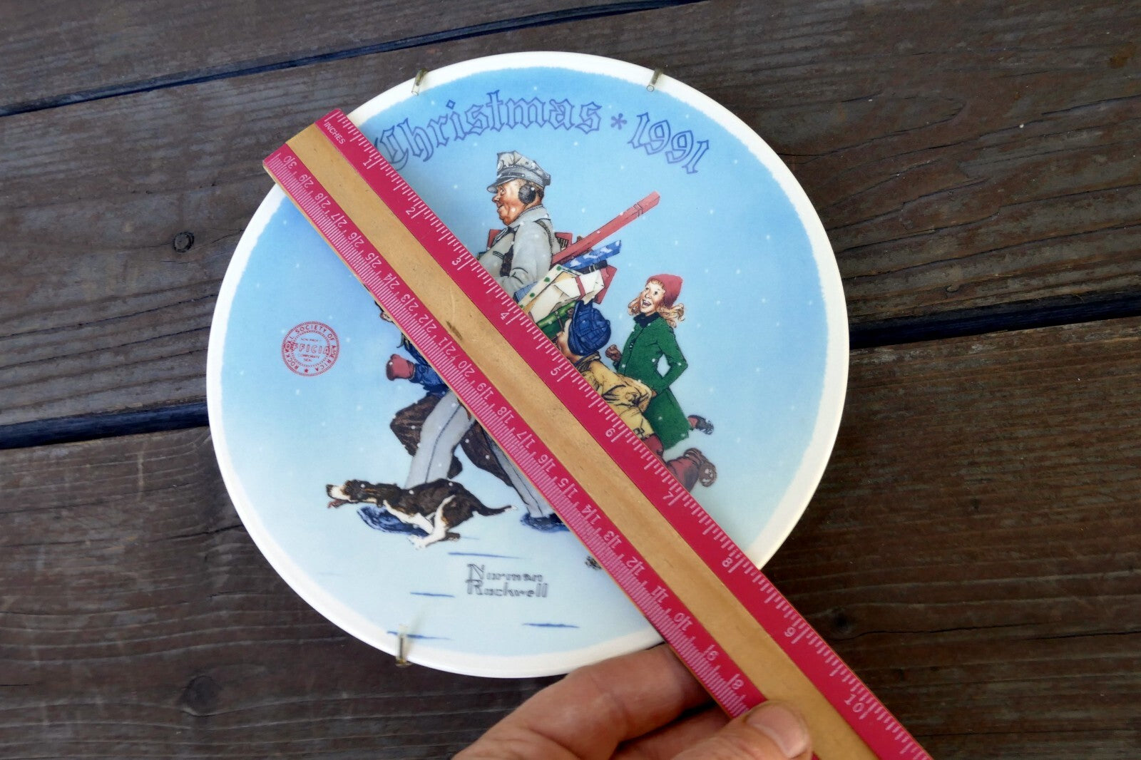 NORMAN ROCKWELL Santa's Helper" Plate 1991 84-R70-1.18 Limited Edition