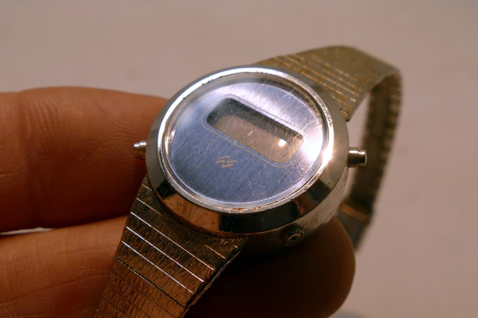 NATIONAL SEMICONDUCTOR LADIES WATCH WORKING