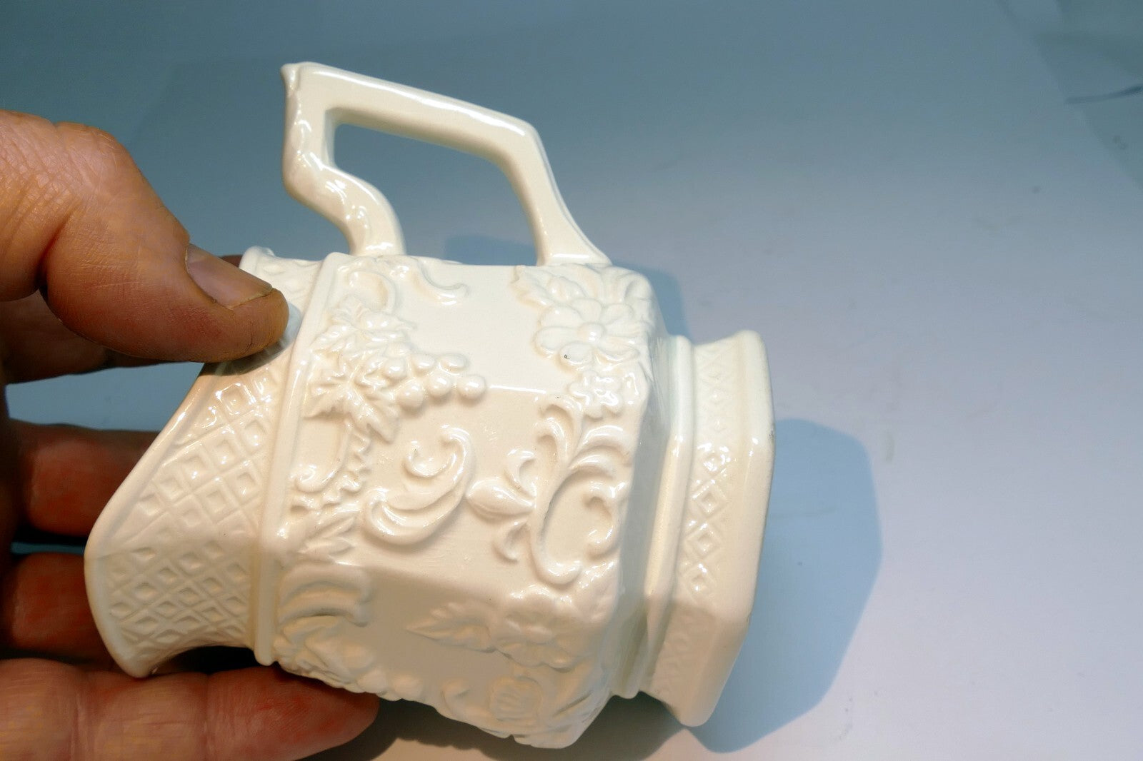 MASON'S PATENT IRONSTONE CHINA ENGLAND OCTAGONAL PITCHER IVORY 6384