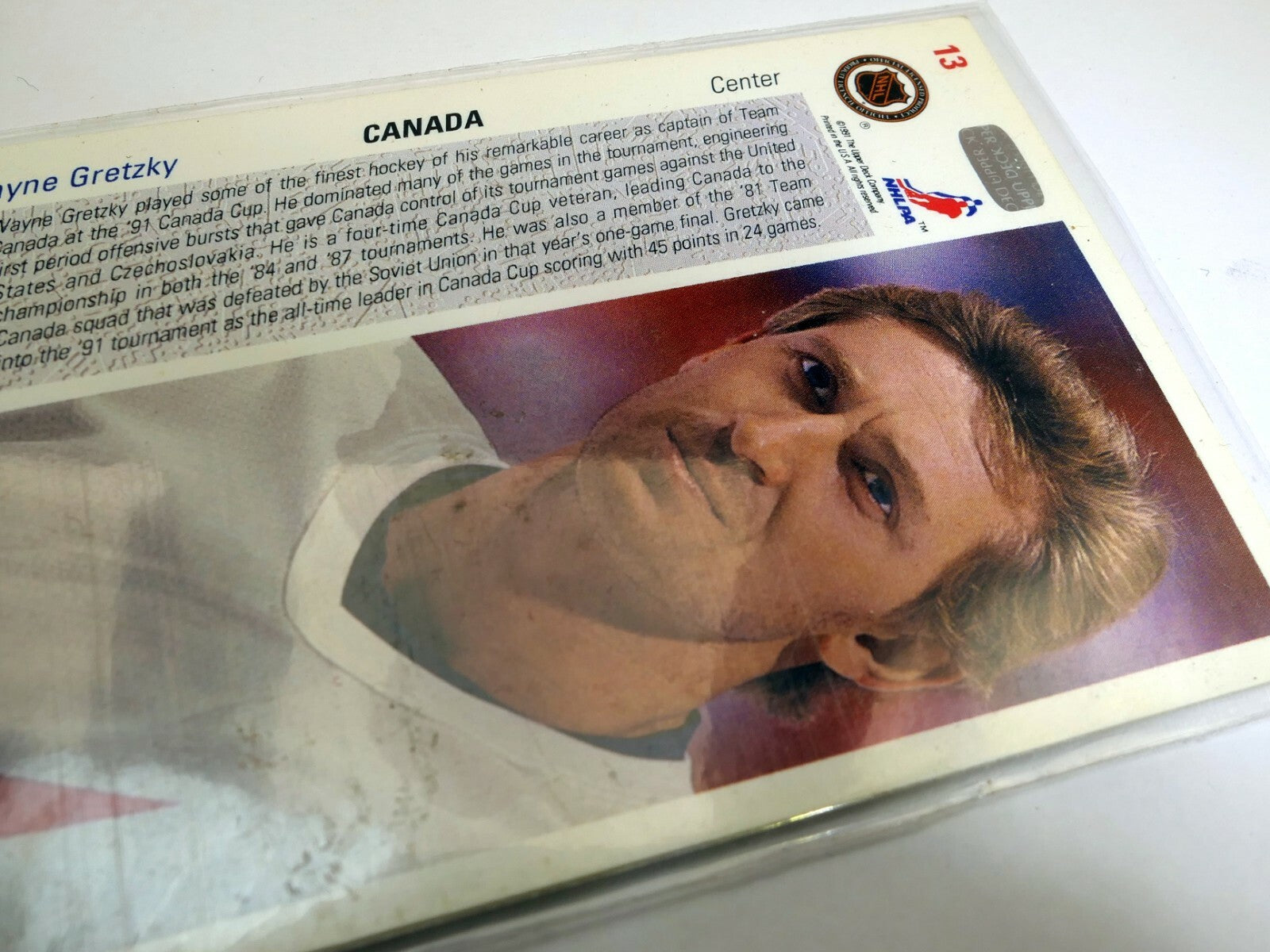 1991 1992 Upper Deck Trading Card # 13 Wayne Gretzky Canada Center