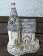 David Winter THE CHAPEL Retired  1984 Great Britain Vintage