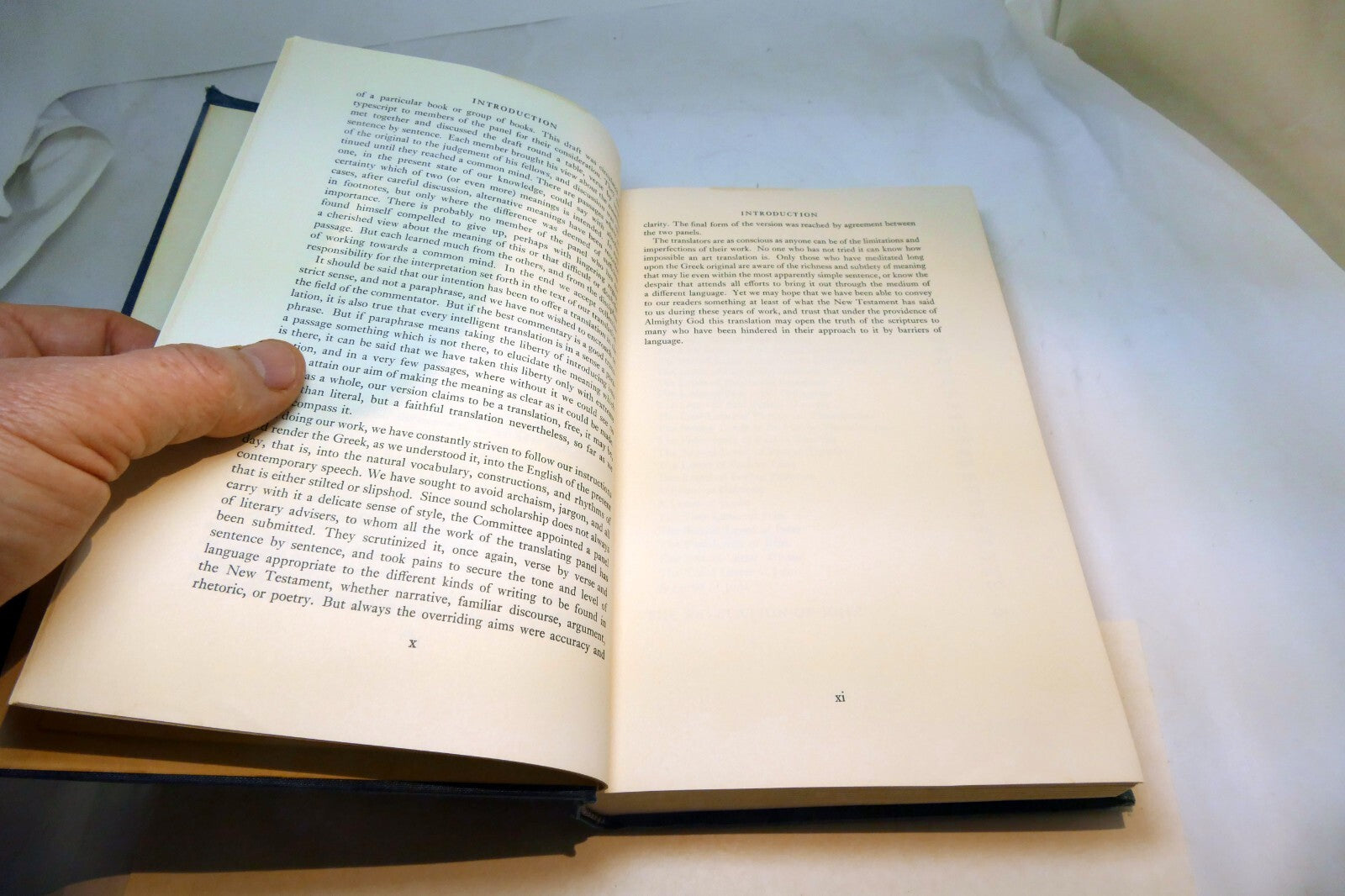 Holy Bible The New English Translation Bible New Testament 1961 Oxford Press