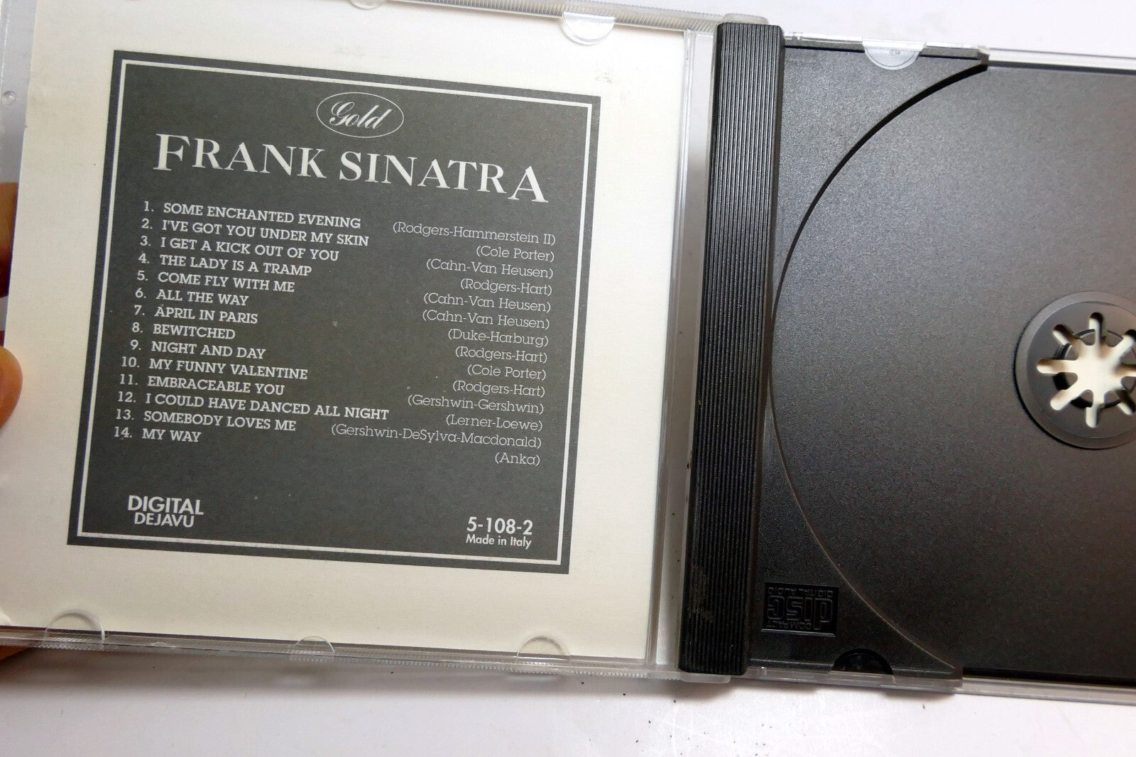 Cover art only The Frank Sinatra GOLD Collection 5-108-2 Dejavu (NO CD included)
