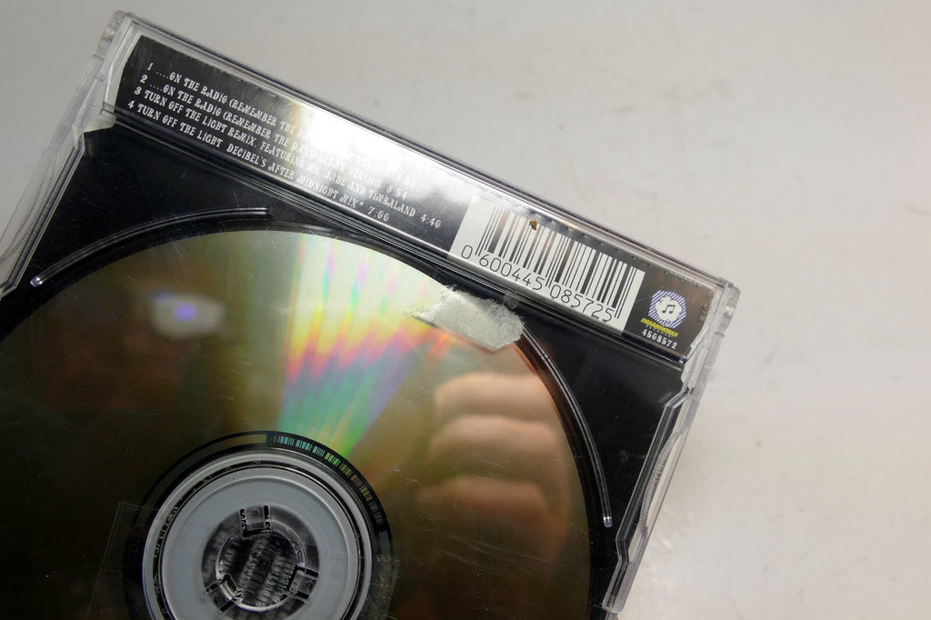 NELLY FURTADO On the Radio  CD Dream Works  4508572 2001 SKG Music