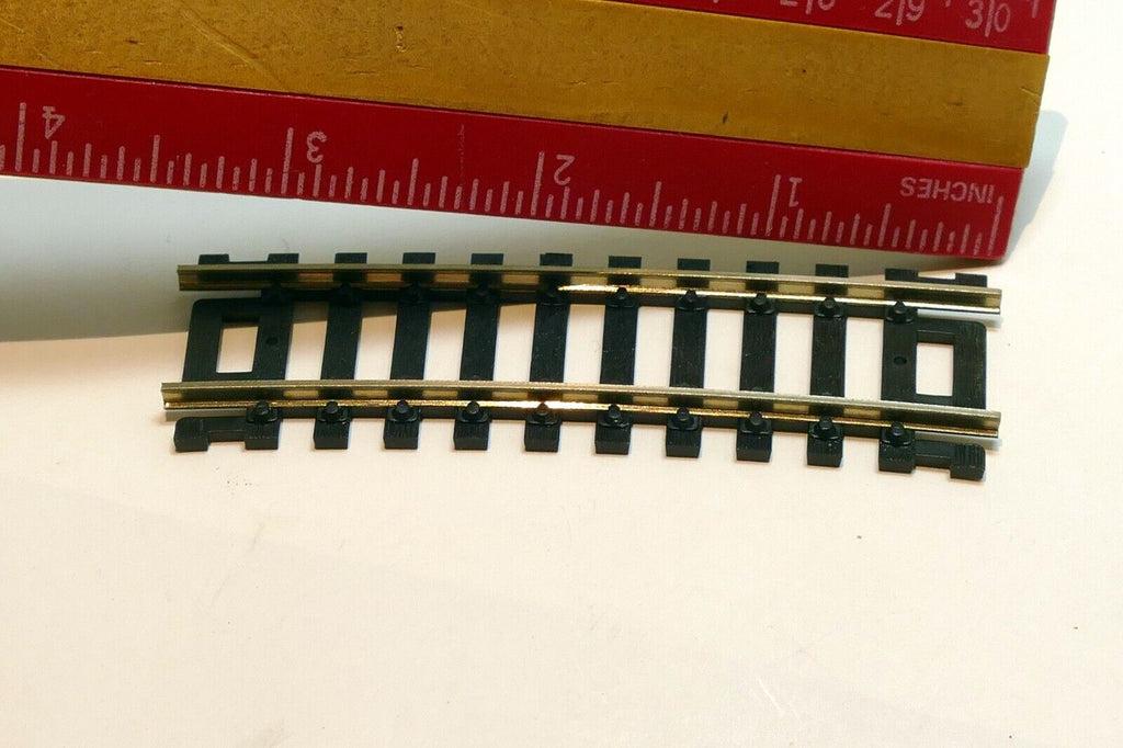 1-Section 3"  curved Track HO Scale Atlas one piece