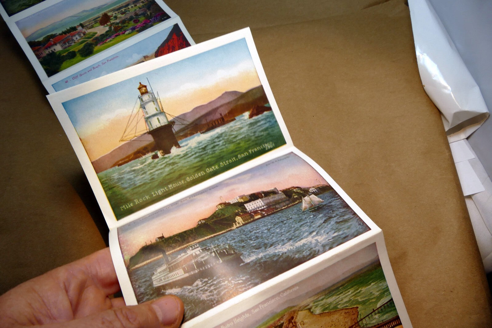 1924 SAN FRANCISCO GOLDEN GATE souvenir POSTCARD color book