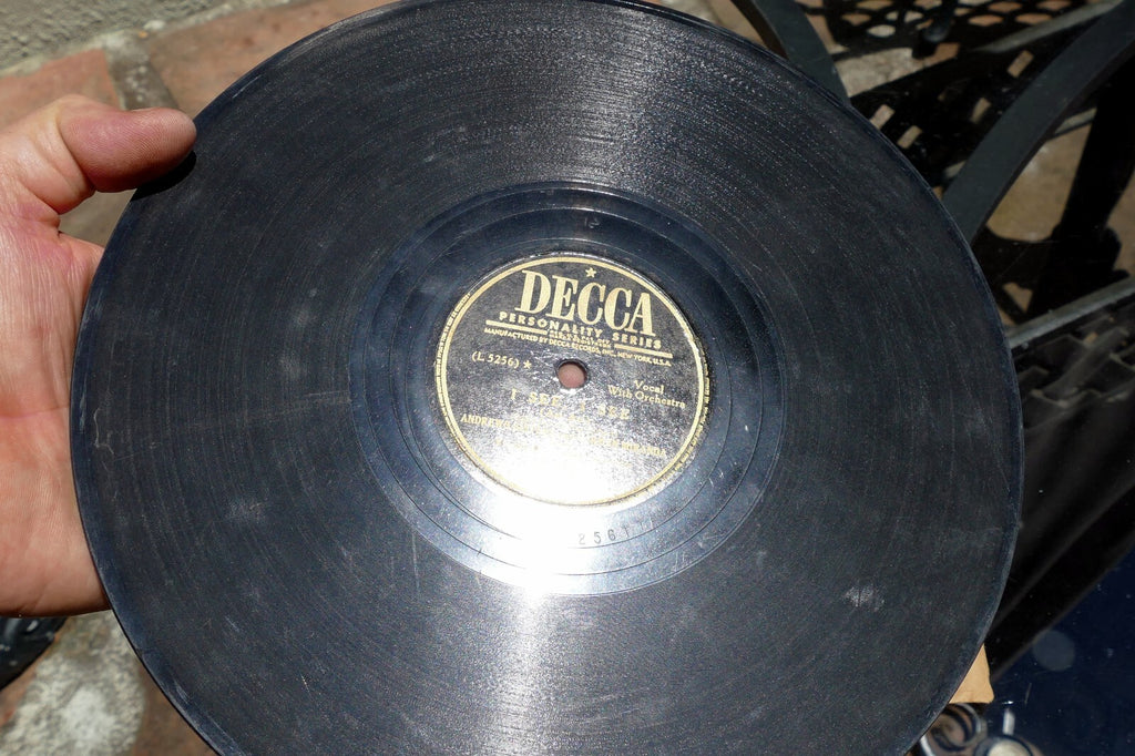 10" 78 rpm ANDREWS SISTERS & CARMEN MIRANDA Wedding Samba 24841