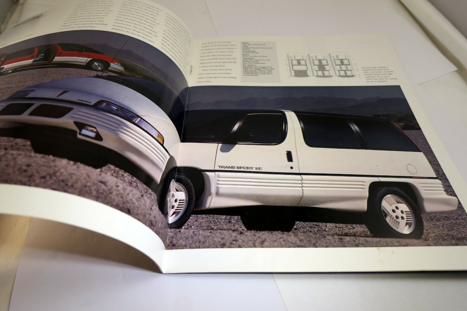 Pontiac 1990 Advertisement Ad dealership Sales Brochure Car Grand Am Lemans 6000