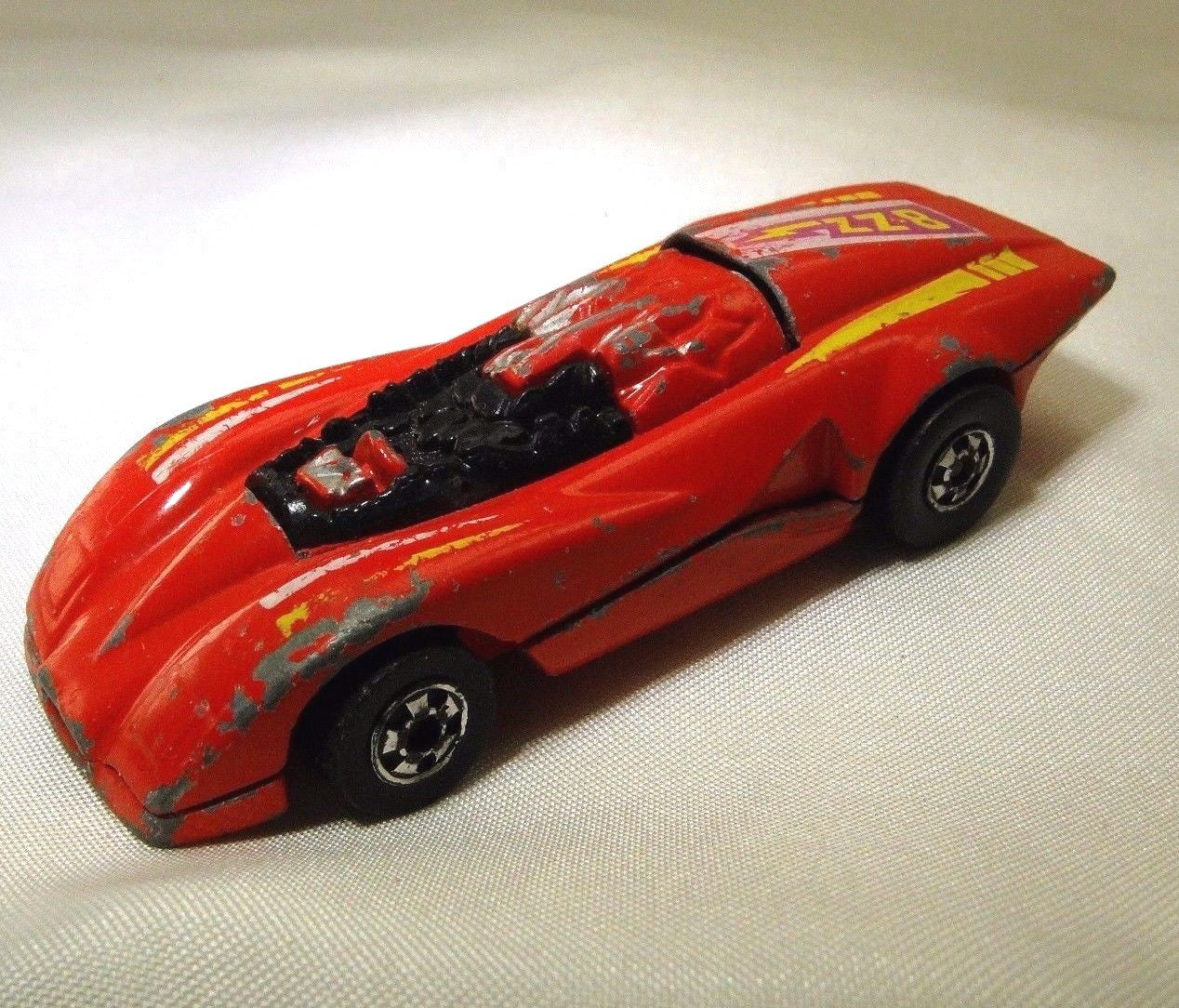 Hot wheels 1984 mattel hong kong zz8