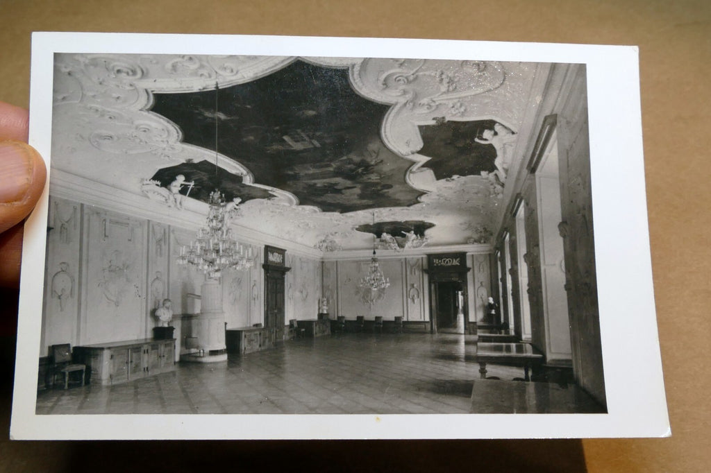Wien - Schönbrunn Schloss Castle guest room postcard Austria 1930's  - unposted