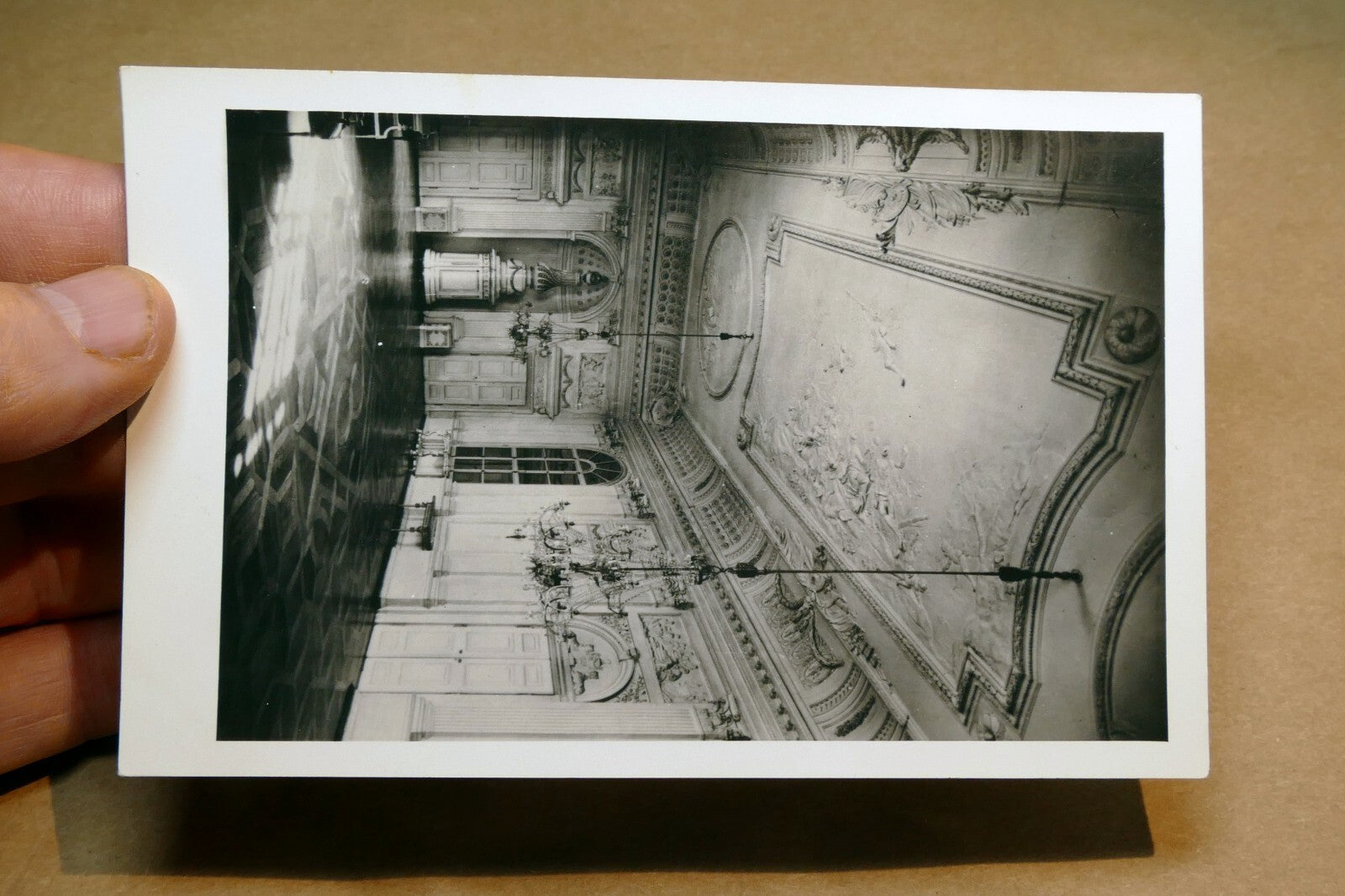 Wien - Schönbrunn Schloss Castle guest room postcard Austria 1930's  - unposted
