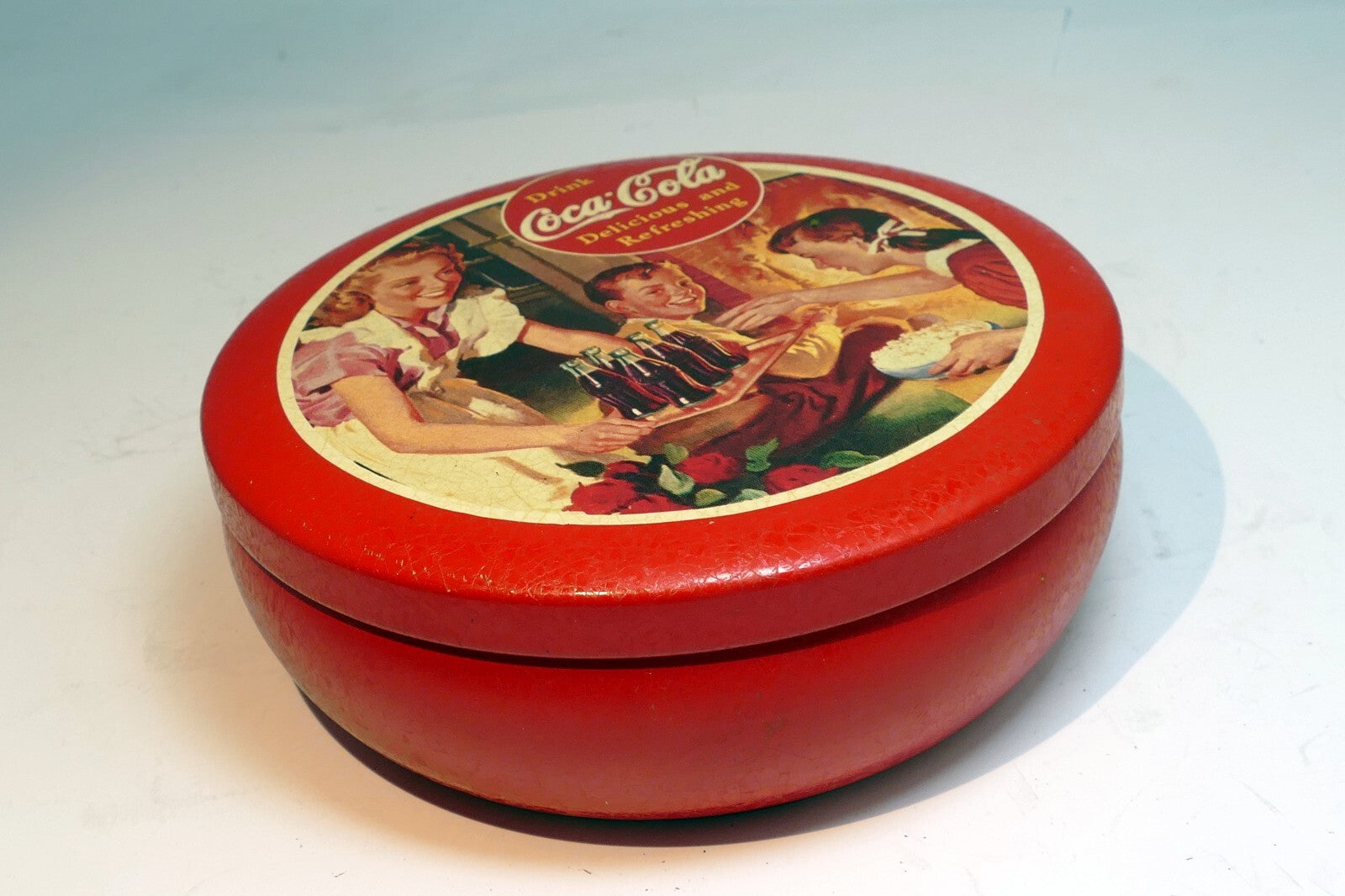 Coca-Cola Tin Can  Red & Gold "Delicious and Refreshing" Drink round 5"