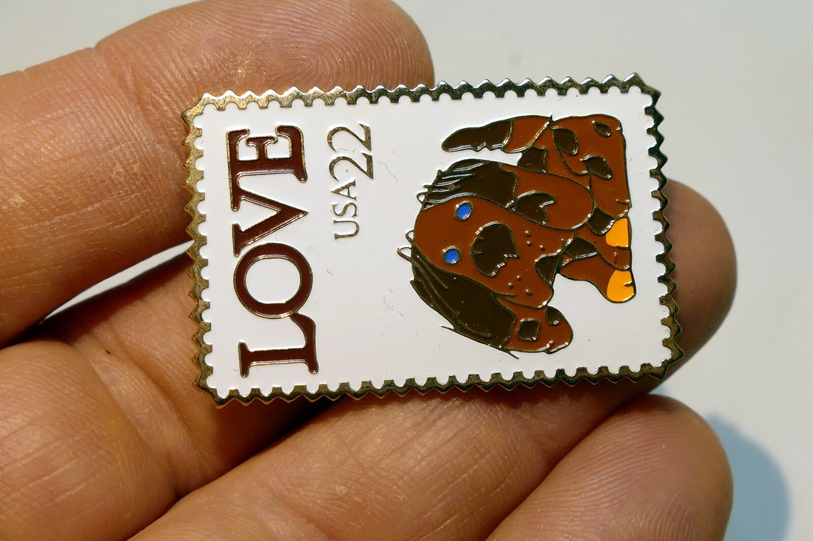 USPS Love Series (Love Birds) 22c US Stamp Collectible Puppy Enamel Pin - MINT