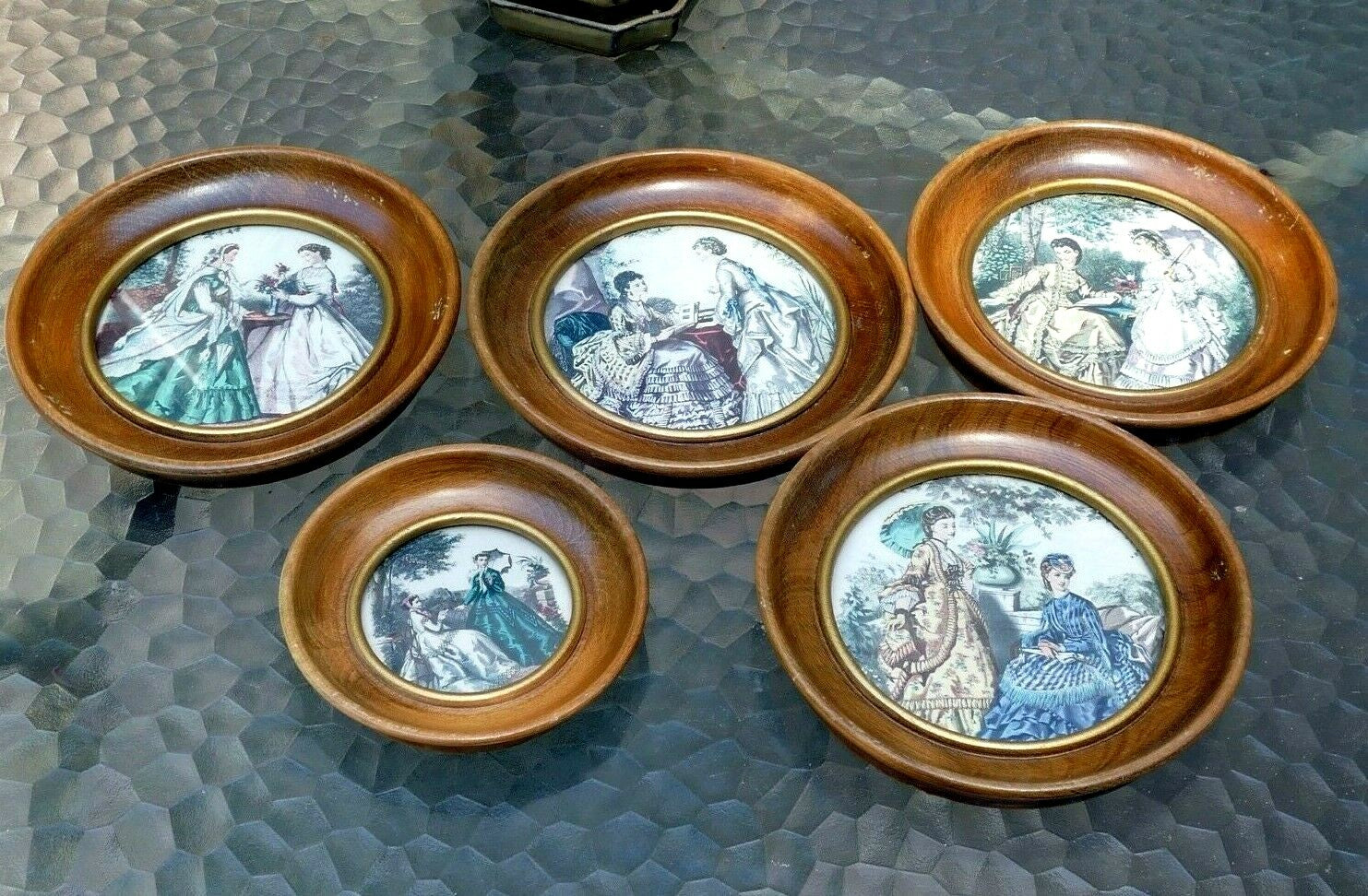 Victorian wall hanging picture room decor 6" round set of 5 hand painted etching
