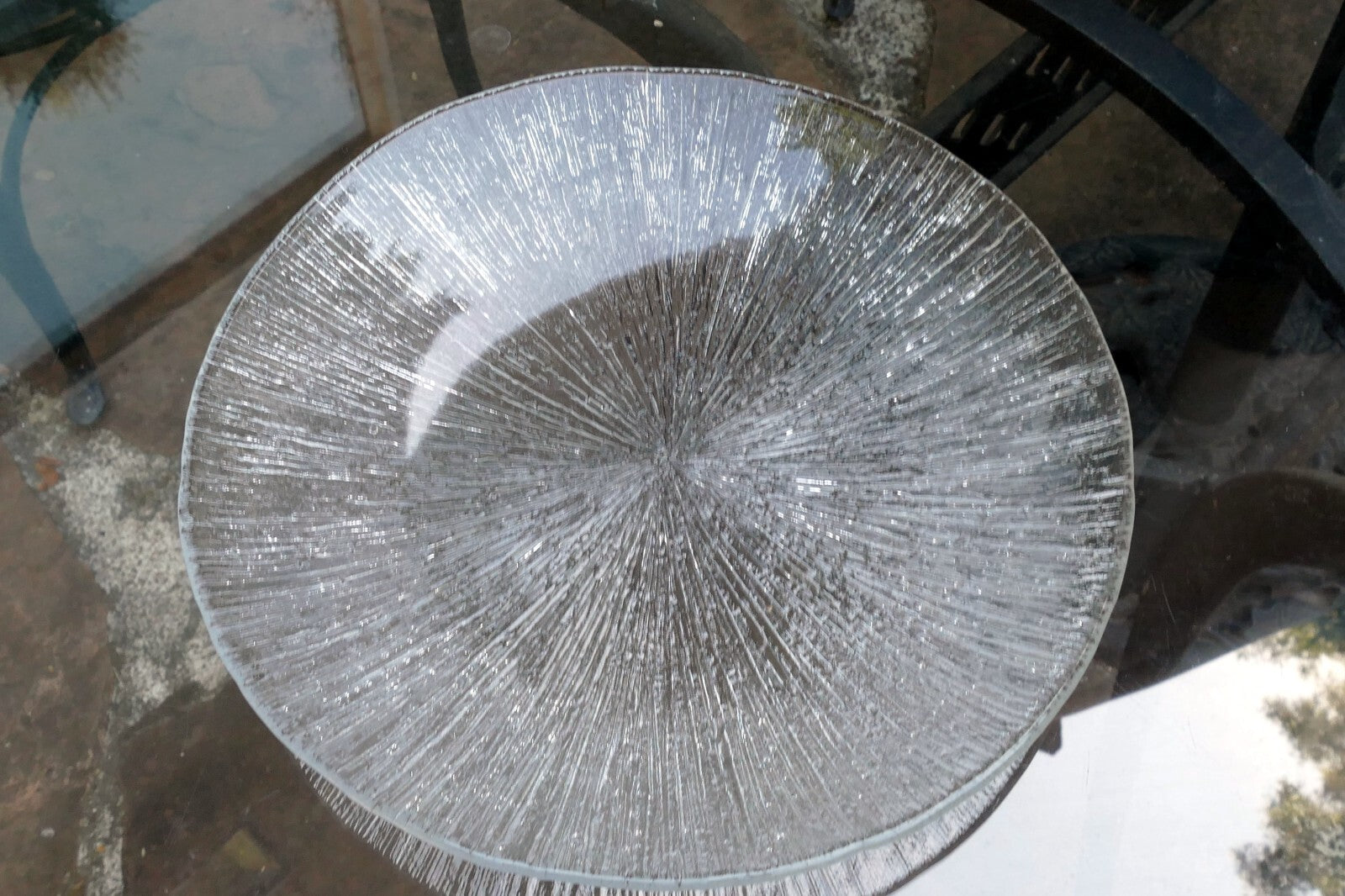 Sasaki Japan Rain Textured Clear Glass 11" Round Plate 11X11X1" Dinner Lunch