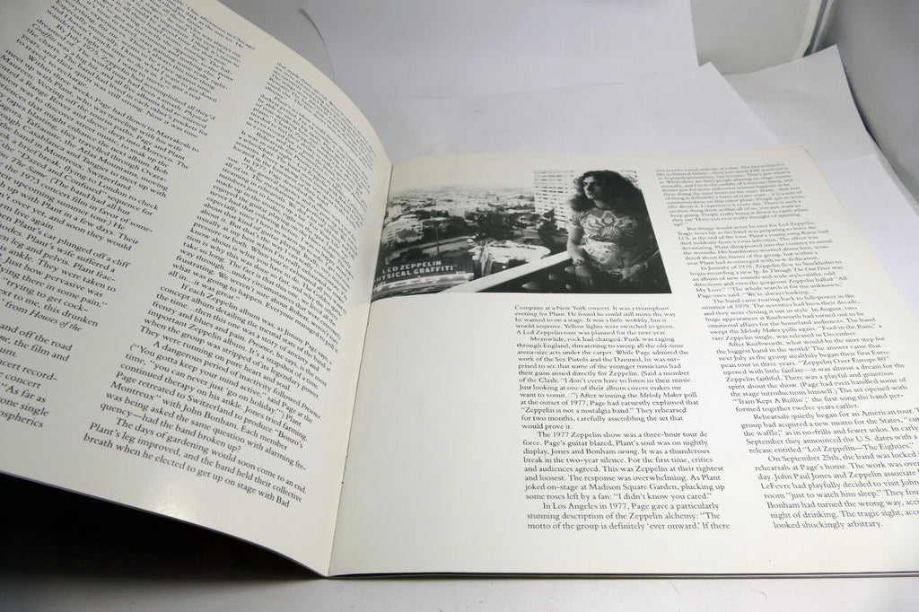 Led Zeppelin  booklet  Inlay from LP 1990 82144  36 pages with fold out poster