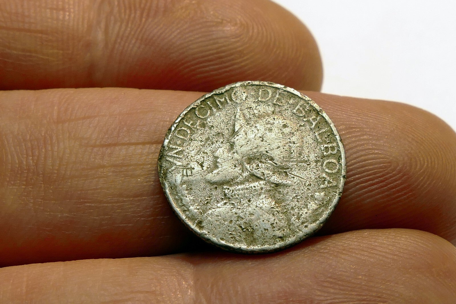 1966 Silver Panama 1/10  Balboa Armored Balboa Coin - poor condition