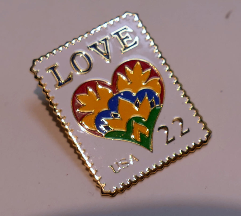 Usps love series (love birds) 25c us stamp collectible heart enamel pin   mint