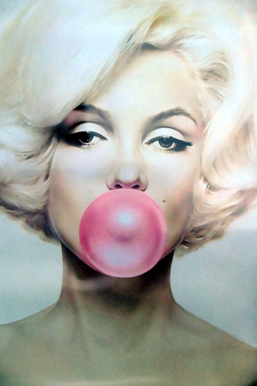 Marilyn monroe pink bubble gum premium art print 36in x 24in large wall poster