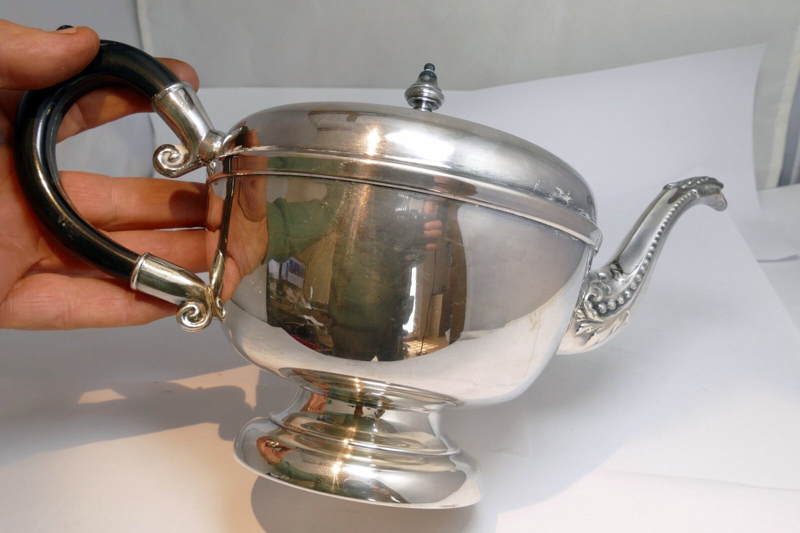VIKING SILVER  PLATE E P COPPER TEAPOT made in Canada  Lead Mounted Tea