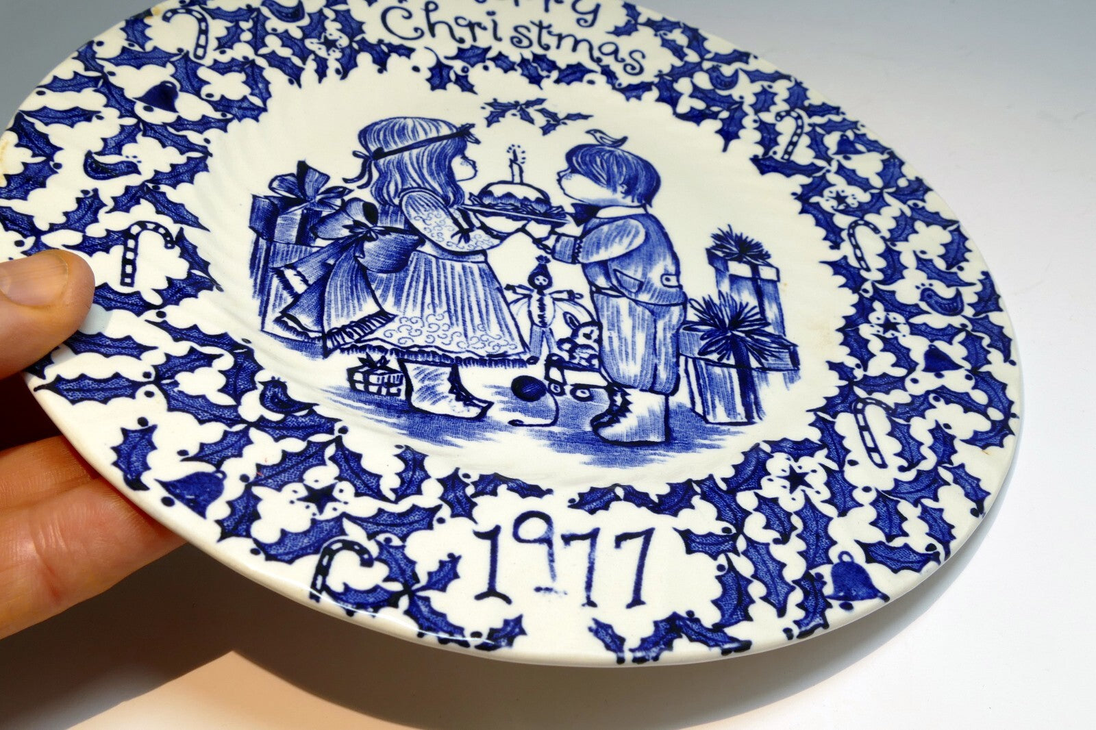 Royal Crownford 1980 A Happy Holiday to You Staffordshire England Norma Sherman