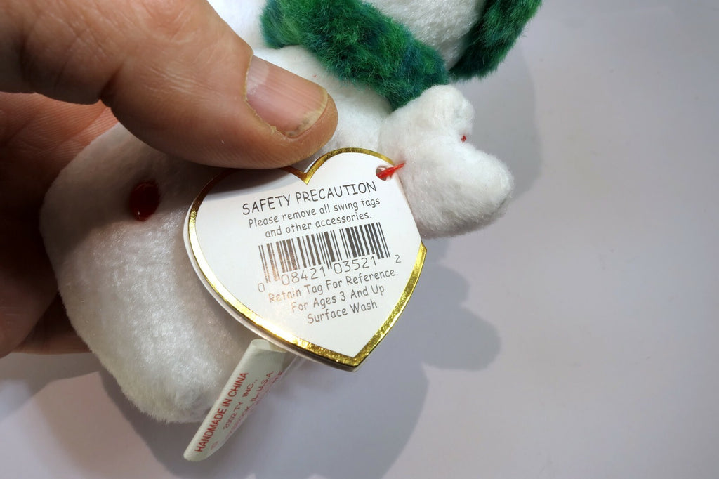 TY Jingle Beanies "Snowgirl " 2002 tag date New Christmas  