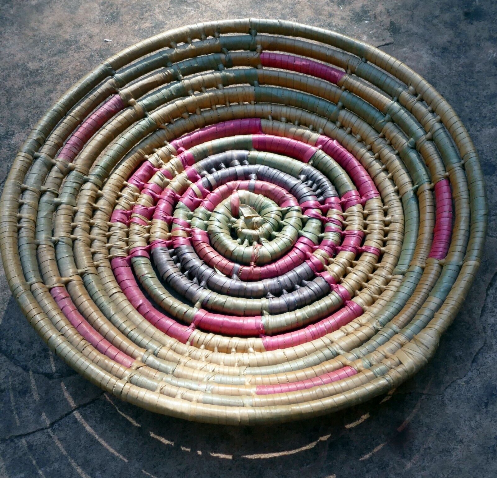 10.5" basket bowl hand woven natural seagrass woven south west usa   vintage