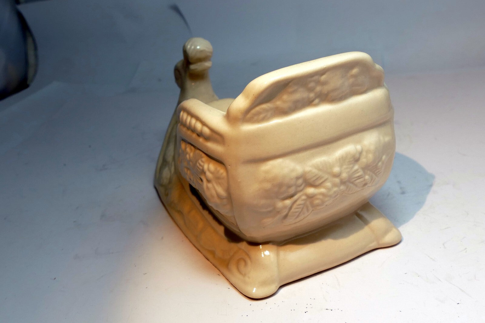 Vintage Porcelain Santa Claus Christmas Sleigh 6