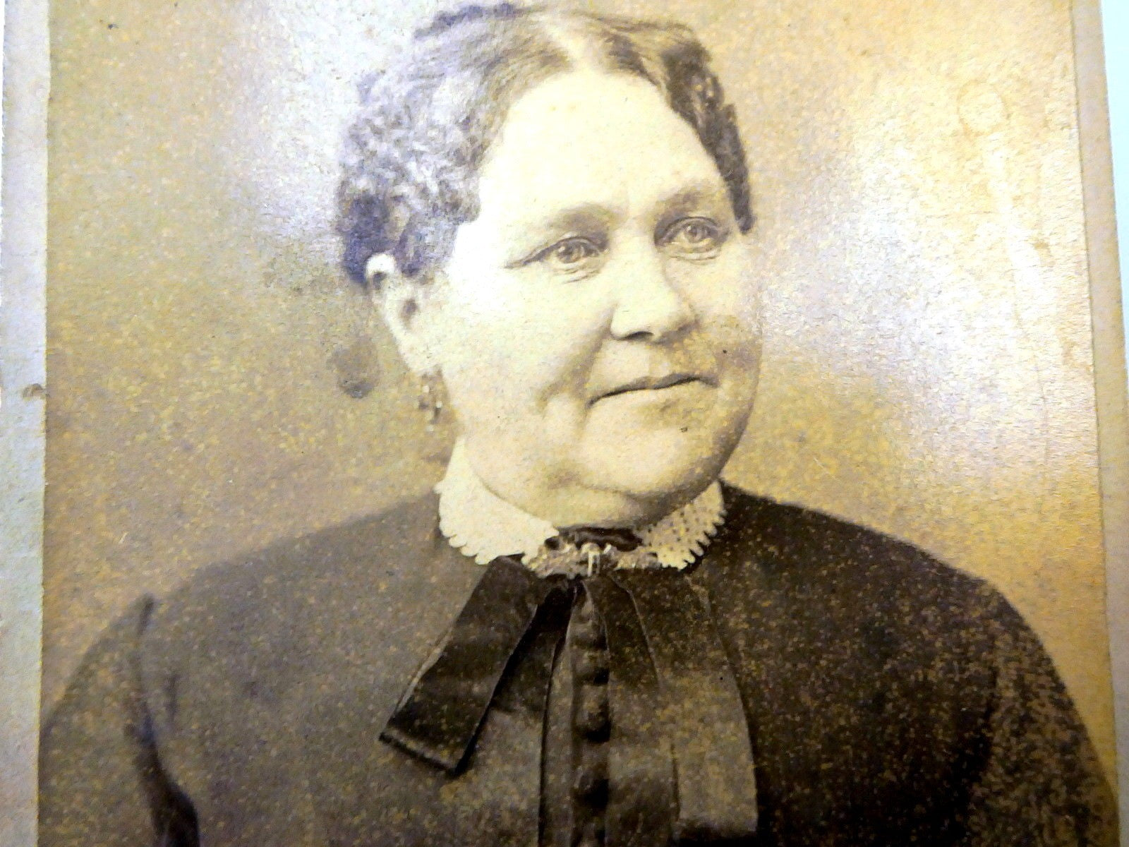 Picture of lady antique photograph 6x4" silver gel print walter's studio 1900