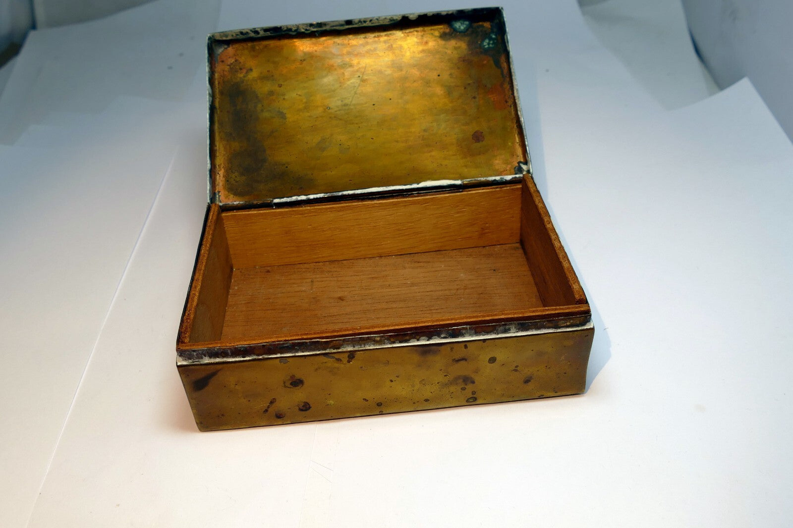 BRONZE AND WOOD TRINKET BOX INDIAN Native Inuit Sun god antique vintage