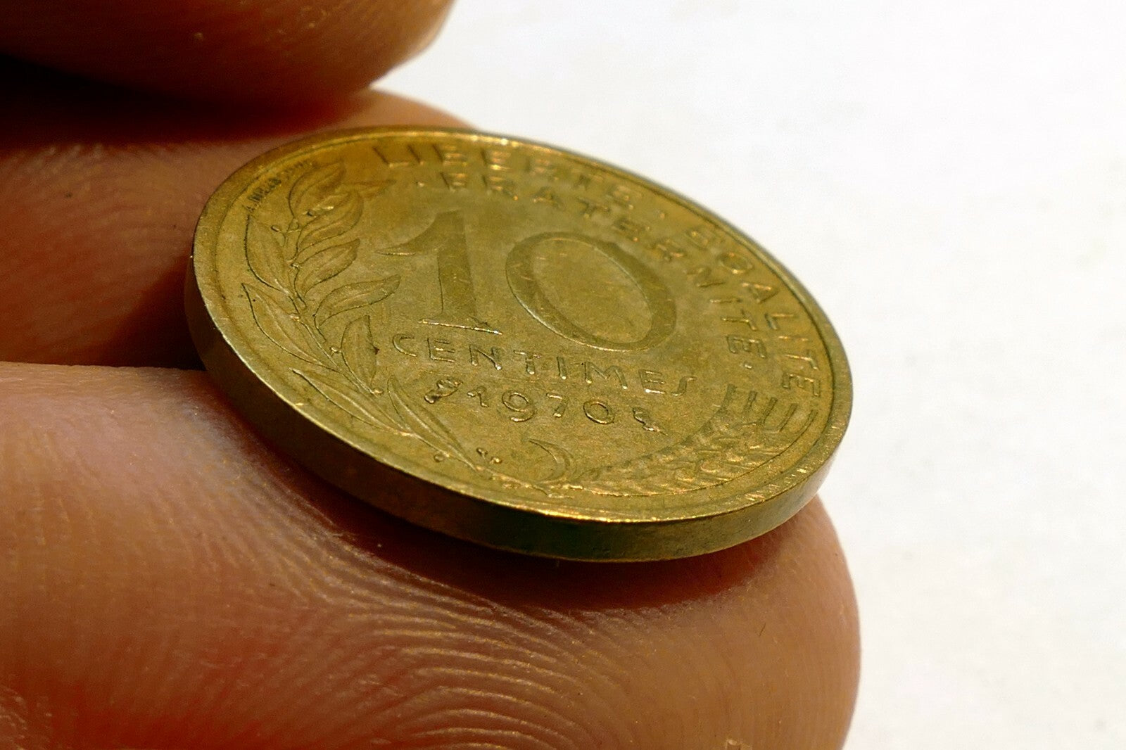 Republique Francais  10 Centiumes 1970 coin France
