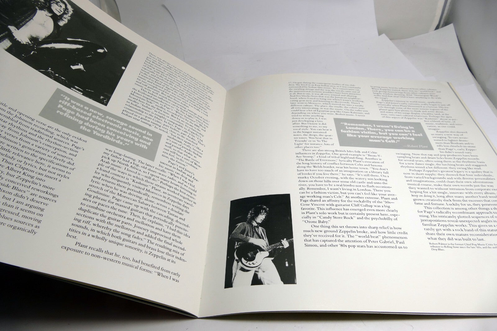 Led Zeppelin  booklet  Inlay from LP 1990 82144  36 pages with fold out poster