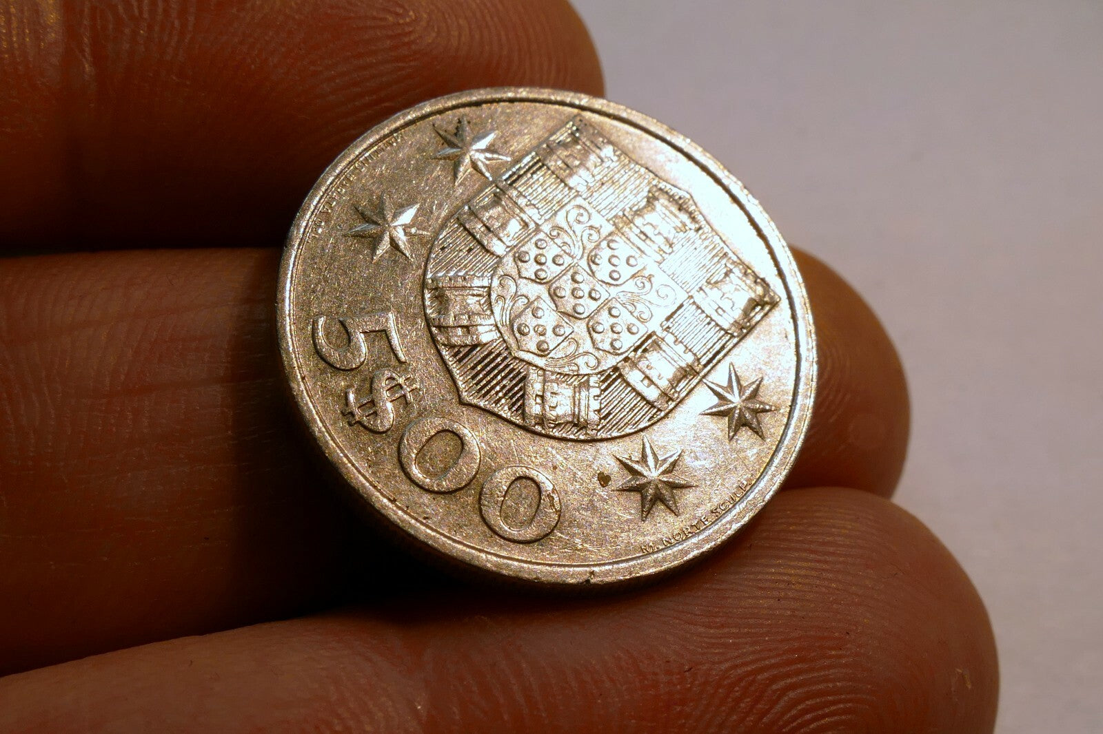 Republica Portuguesa $5  Portugal 5 Escudos - 5$00 Coin 1985