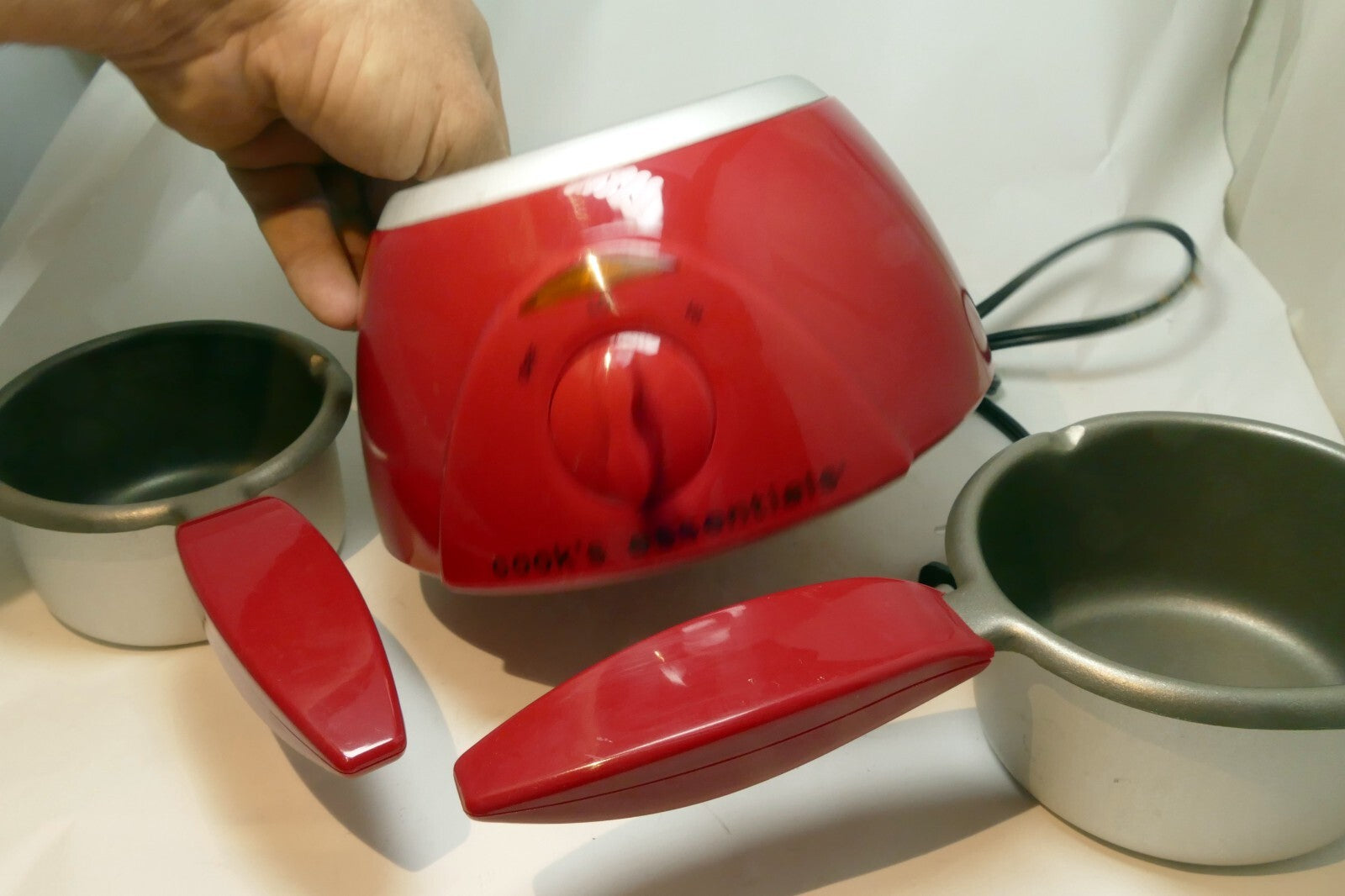 Cook's Essentials Red Chocolate Treat Maker With 2 MELTING POTS - CECM1R2