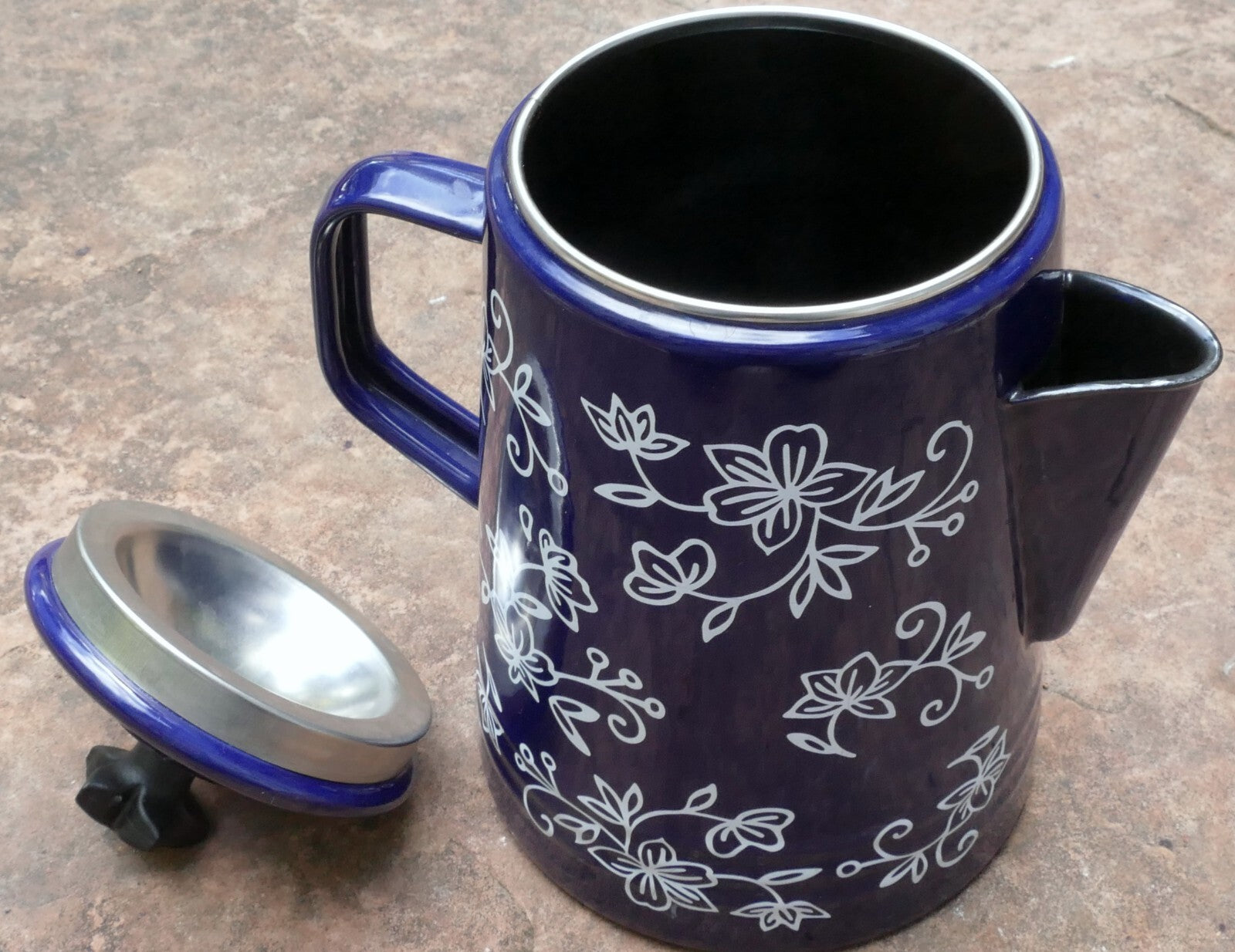 Temp tations by tara 2 qt/2 l metal tea kettle teapot stovetop safe blue floral