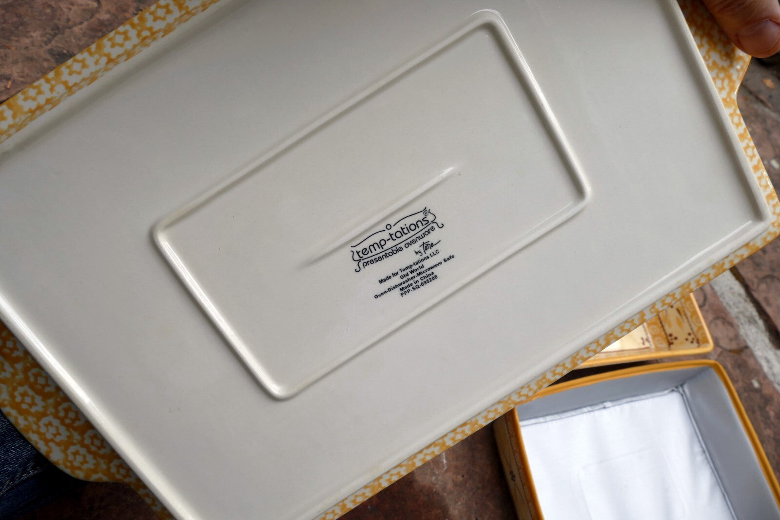 Temp-Tations Presentable Ovenware Casserole Lasagna Serving Tray w/ Lid 10X15"