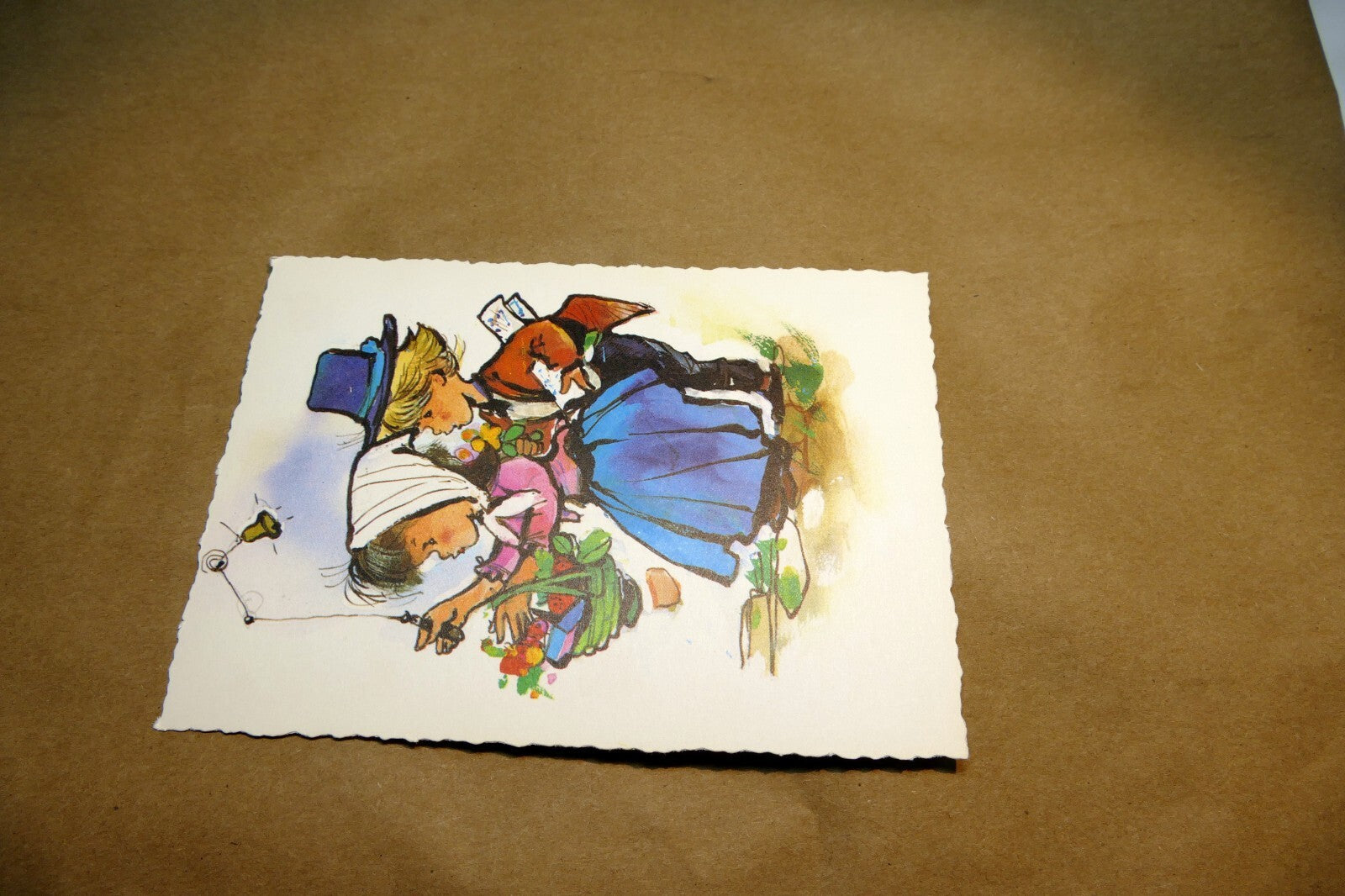 Adolf KORSCH VERLAG Postcard Munchen Girl & Boy with Flowers - Unposted Art